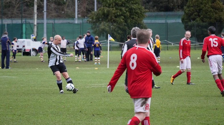 Pete Harris clears downfield