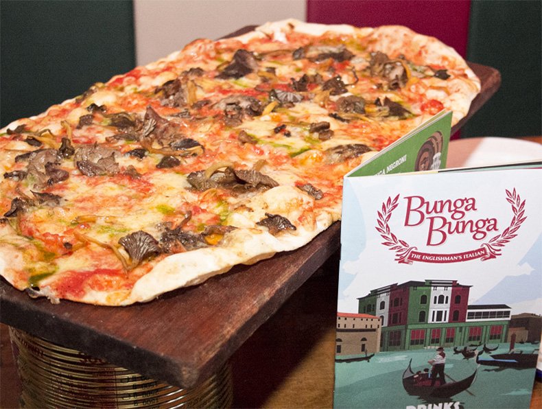 sheer-pizza-and-mushroom-marmite-delight-at-bunga-bunga.jpg